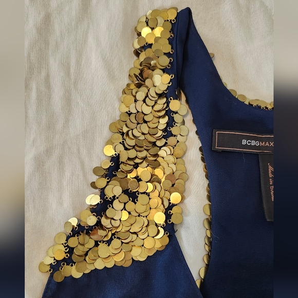 BCBGMaxAzria Top - Picture 2 of 5